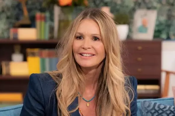 Elle Macpherson Biography