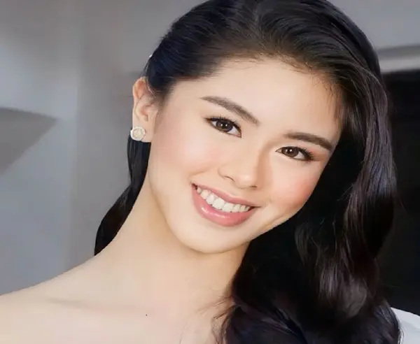 Kisses Delavin biography